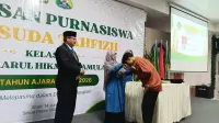 180 Siswa-siswi MTs Daarul Hikmah Pamulang Diwisuda, Kemenag Apresiasi Mutu Pendidikan