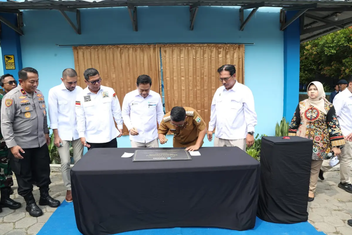Andra Soni Prioritaskan Dunia Usaha Serap Tenaga Kerja Lokal