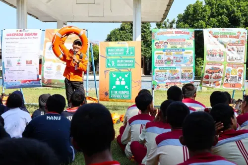 140 Siswa SLB Kota Kediri Dilatih Siaga Hadapi Bencana Alam