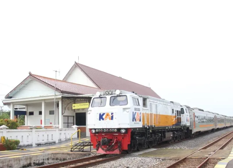 Stasiun Caruban Madiun Jadi Urat Nadi Transportasi Modern Daerah