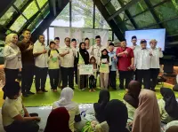 BAZNAS Tangsel Ajak 100 Yatim Dhuafa Belajar Ceria di Fun Islamic Holiday Aviary Park