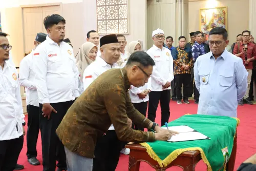 Tahun ini Program Bang Andra Tangani 46,71 Kilometer Jalan Desa