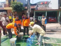Kemarau Panjang Pemkot Tangsel Kirim 339.200 Liter Air Bersih