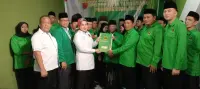 DPP Serahkan SK Kepengurusan DPC PPP Kota Tangerang