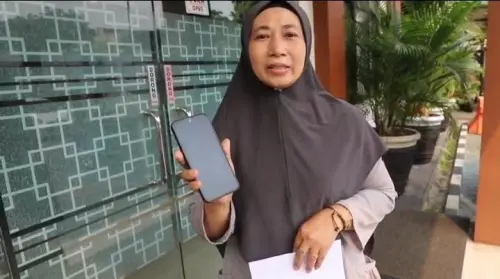Warga Rasakan Kemudahan Layanan Hotline Cibodas SATSET