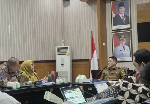 Sekda Banten Sentil Direksi BUMD Baru: Jangan Tinggalkan Masalah