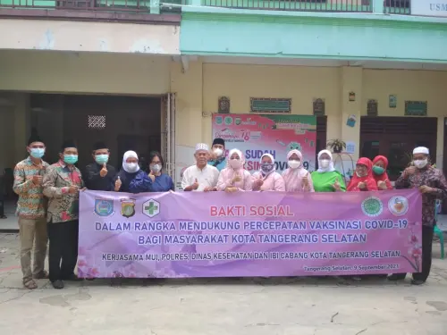 Masyarakat Antusias Ikut Vaksin di MUI Kota Tangsel
