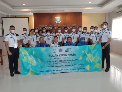 Mahasiswa STMKG KKN di 11 Kelurahan Wilayah Tangsel