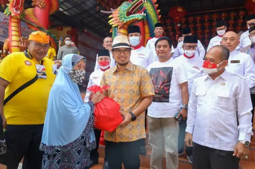 1000 Paket Baksos Dibagikan, Pilar Apresiasi FKUB dan Vihara Kwan In Thang
