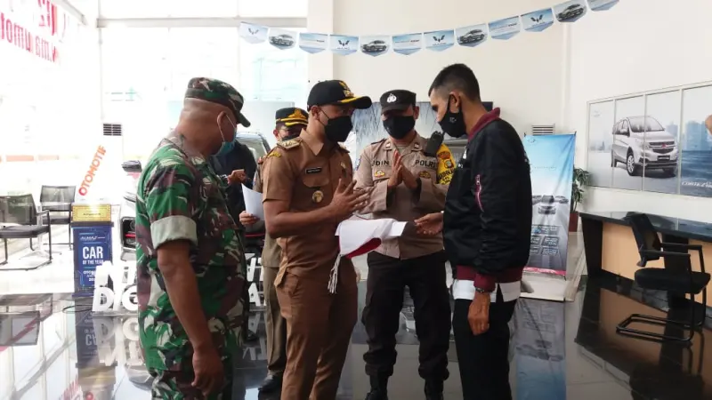 Tak Pasang Bendera Merah Putih, Pelaku Usaha di Ciputat Tangsel Dapat Teguran&nbsp;
