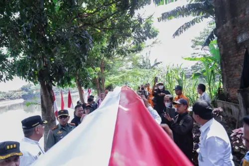 Wow! Ada Bendera Merah Putih Capai Tiga Ribu Lima Ratus Meter di Kota Tangsel