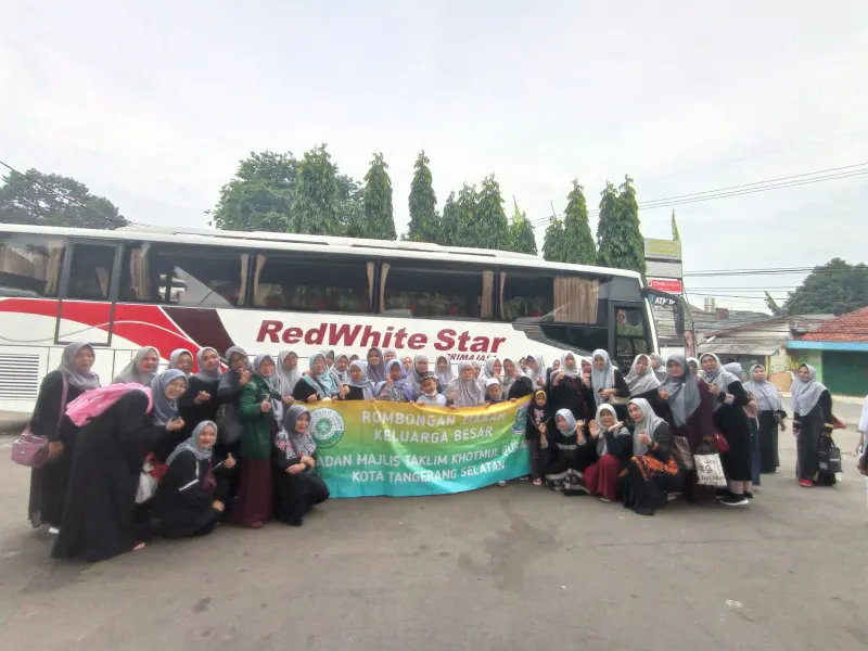 Pengingati Maluid Nabi Muhammad SAW, Ratusan Jamaah BMT KQ Tangsel  Ziarah Akbar ke Syekh Quro dan Syekh Bentong