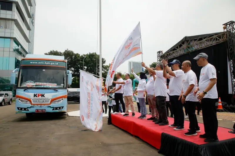 Roadshow Bus KPK Selama Tiga Hari  di Tangsel, Tanamkan Nilai Anti Korupsi