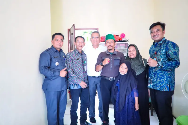 Terima Bantuan Bedah Rumah, Warga  Terima Kasih Pak Wali