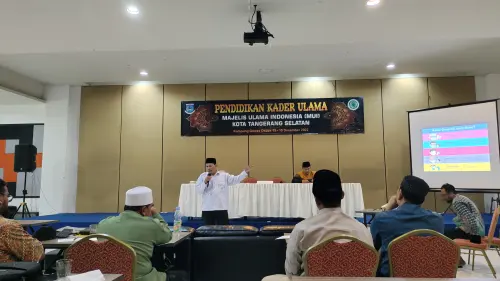 Kader Ulama Tangsel Dibekali Melek Medsos, KH Azharul Fuad Latih Sampe Mahir