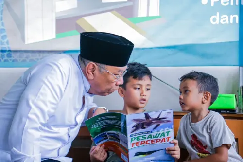 Benyamin Resmikan TBM Perbas, Dorong Minat Baca Meningkat