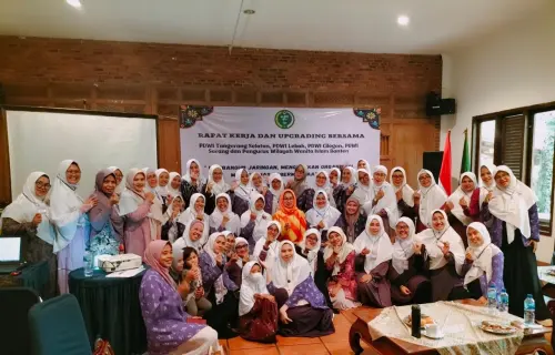Begini Peran Organisasi Wanita Islam di Tangsel, Pesan Airin: Perempuan Harus Bahagia