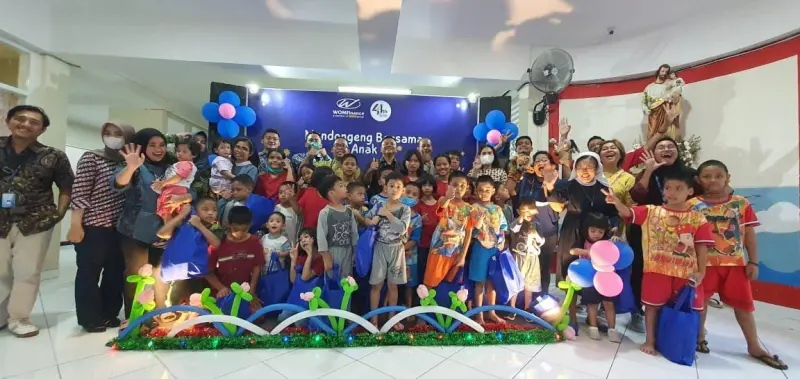 Hari Jadi Ke-41, WOM Finance Berbagi Kebahagiaan Bersama Anak-anak Di 9 Kota