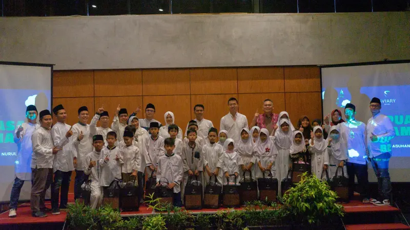 Aviary Bintaro Santunan Yatim dan Berbagi Takjil