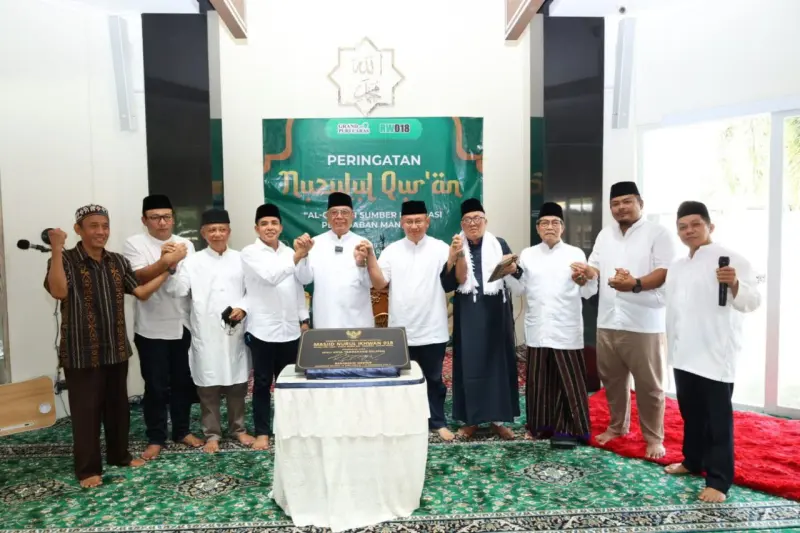 Benyamin Resmikan Masjid Nurul Ikhwan