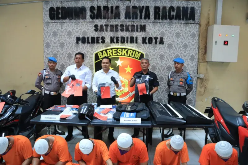 Enam Kasus Berikut 10 Tersangka Berhasil Diungkap Polres Kediri Kota Selama Juli&nbsp;