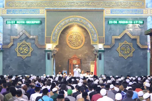 Ribuan Warga Kota Tangerang Bersalawat, Ramaikan Tablig Akbar Festival Al-Azhom 2023