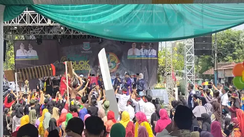 HUT Pisangan Diikuti Ribuan Warga, Mulai Carnaval Budaya Sampai Aksi Lempar Golok
