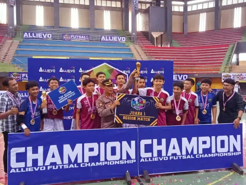 Jajaran Polsek Mojoroto Ciptakan Kondusifitas Selama Kompetisi Futsal Allievo Championship Berlangsung