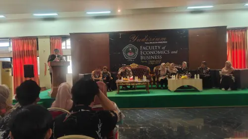 Ratusan Mahasiswa&nbsp; FEB UNIS Tangerang Ikuti Yudisium&nbsp;