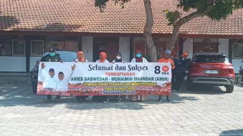 DPD PKS Kota Kediri Datangi KPU, Totalitas Menangkan Pasangan AMIN