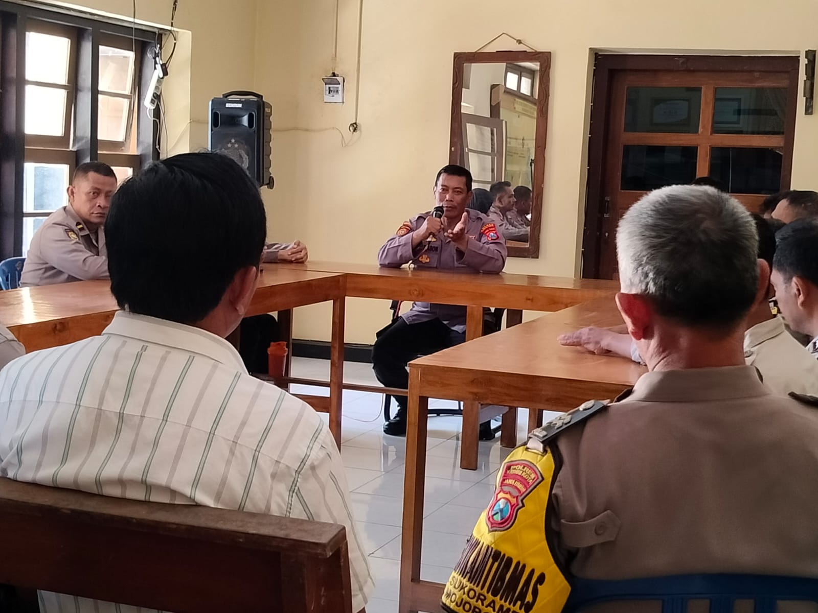 Anev Mingguan, Kapolsek Mojoroto Ingatkan Netralitas Polri Jelang Pemilu 2024