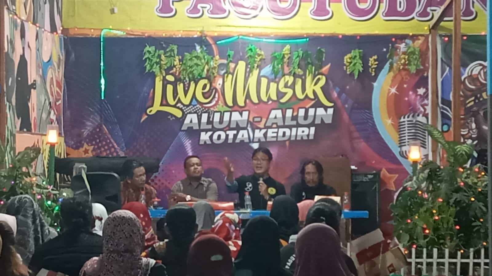 Disperindag Akhirnya Temui Paguyuban PKL Alun-Alun Kota Kediri, Pedagang Minta Bantuan Modal Usaha