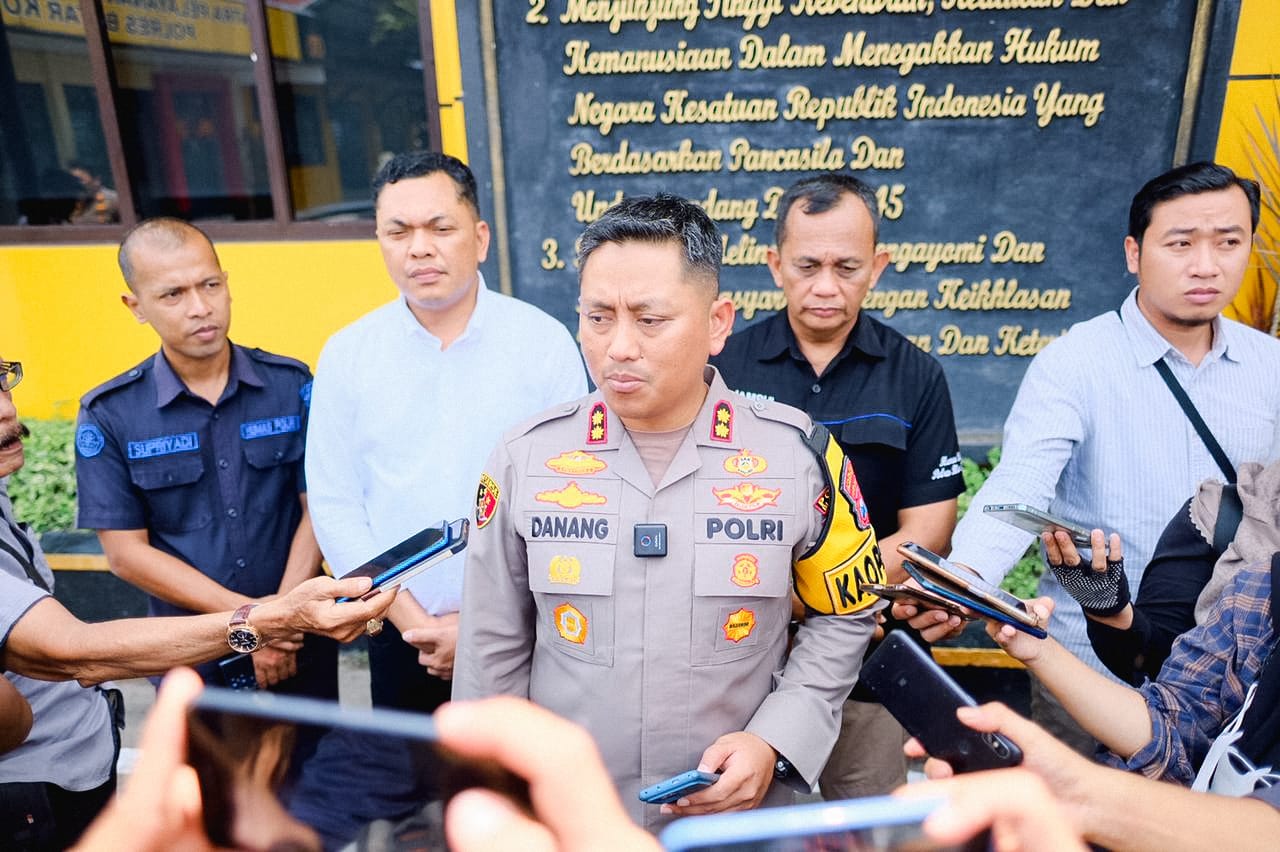 Polres Blitar Kota Dalami Identitas Dua Mayat di Selter Anjing