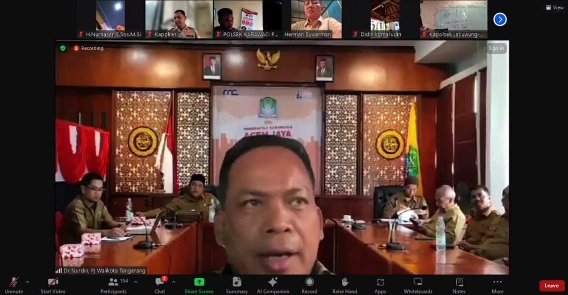 Pastikan Suksesnya Pesta Demokrasi, Pj Minta Camat, Lurah Kawal Pendistribusian LogistikÂ 