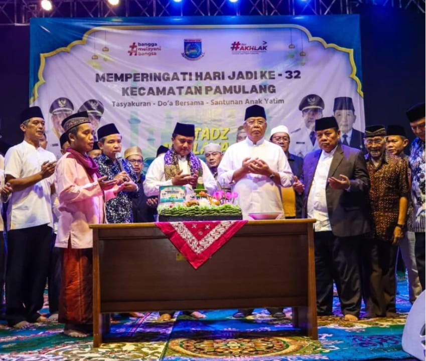 Semarak HUT Pamulang ke 32, Dua Ribu PesertaÂ  Jalan Santai Hingga Ustad Jamaah Oh Jamaah Hadir