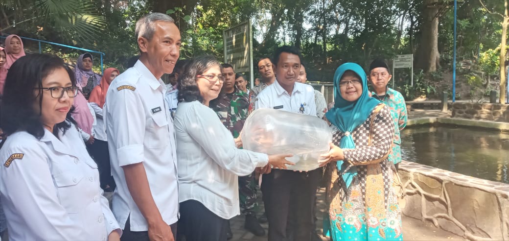 DKPP Kota Kediri Salurkan Bantuan Makanan Cegah Angka Stunting 