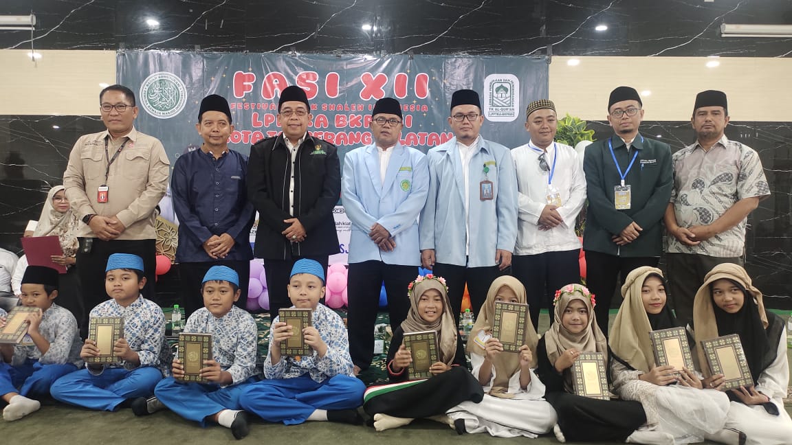 PT IKPP Salurkan Wakaf Al Quran Bagi Para Santri Peserta FASI XII