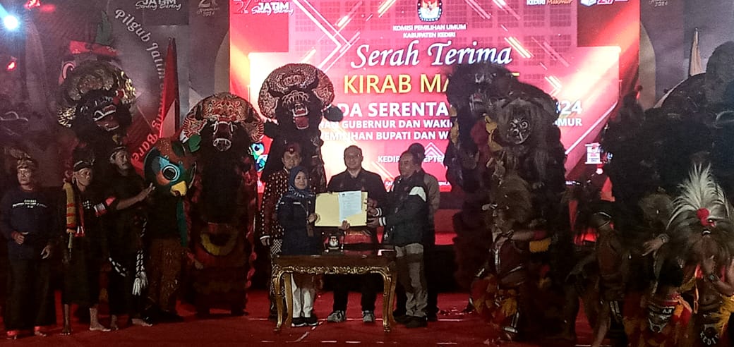 Kirab Si Jali dan Si Nara, Jadi Penanda Kampanye Pemilihan Bupati Wakil Bupati Kediri Dimulai