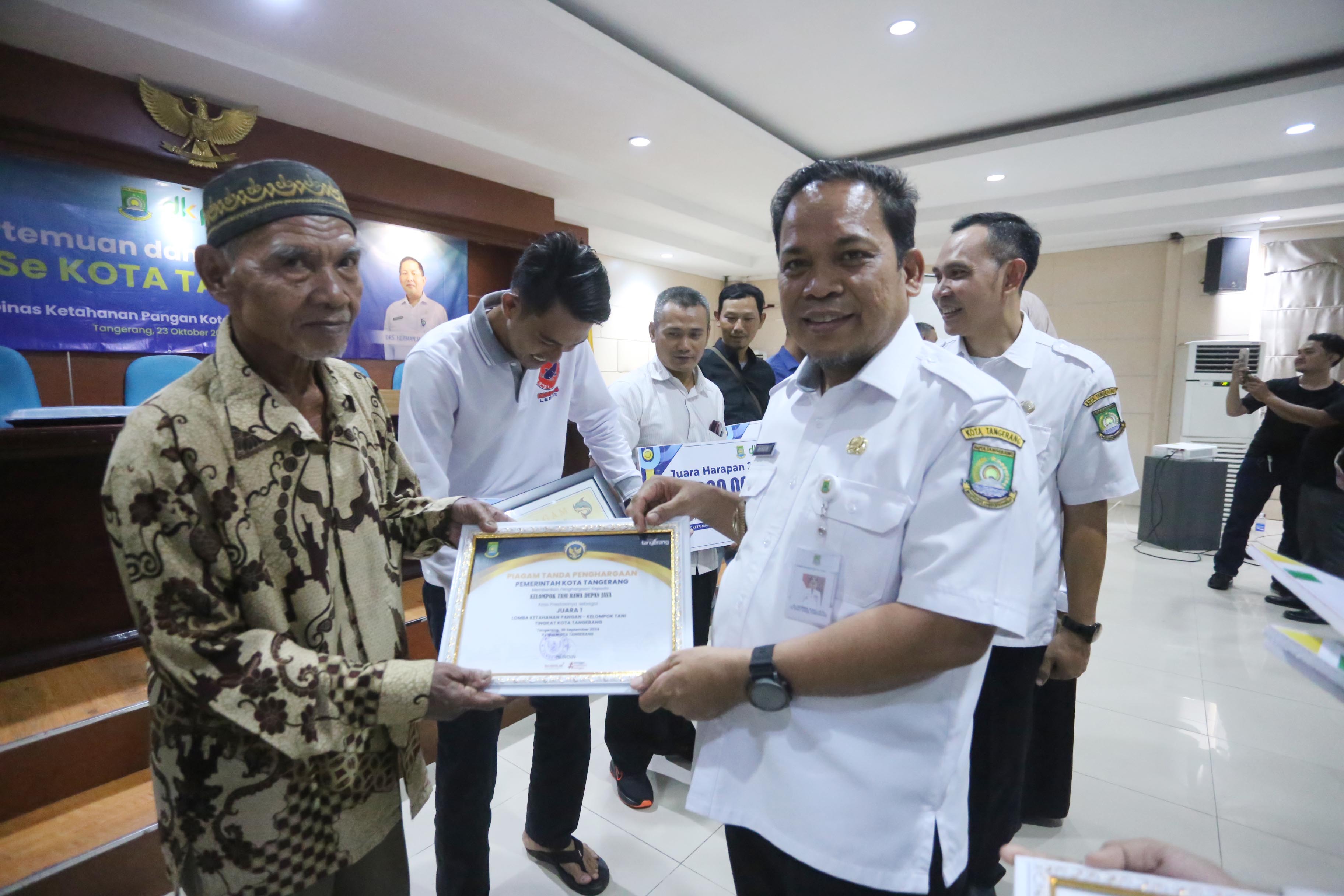 Pj Wali Kota Apresiasi Peran KWT dan Kelompok Tani Ikut Kendalikan Inflasi