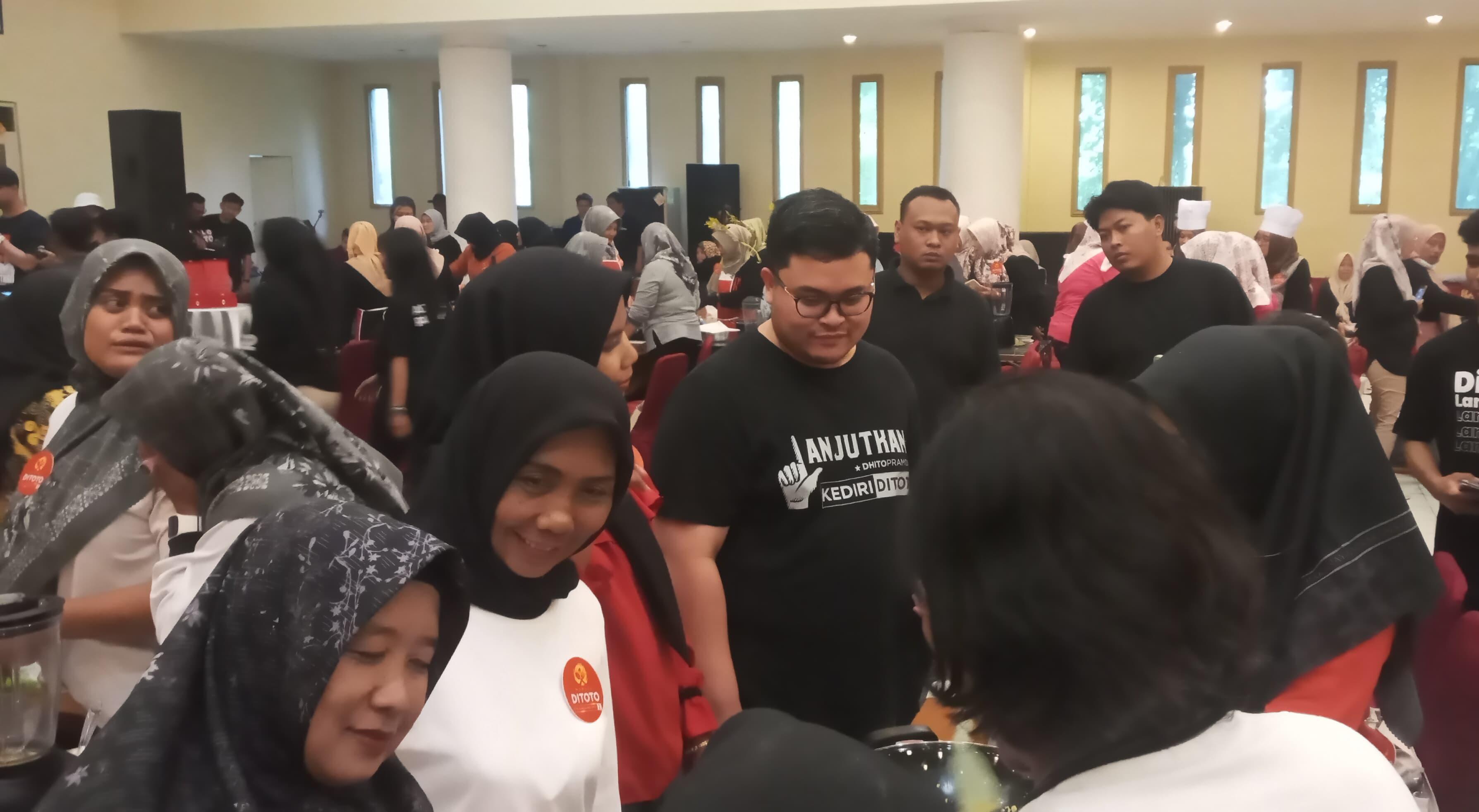 Paslon 2 Bupati Kediri Siap Berikan Modal Usaha Mangga Crumble