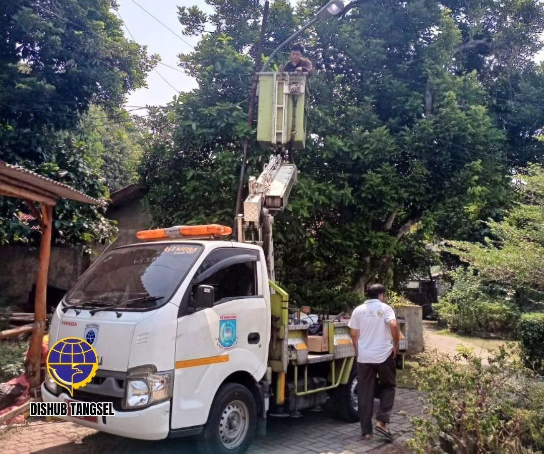 4.738 Lampu PJU Tersebar di Tujuh Kecamatan Kota Tangsel Diperbaiki