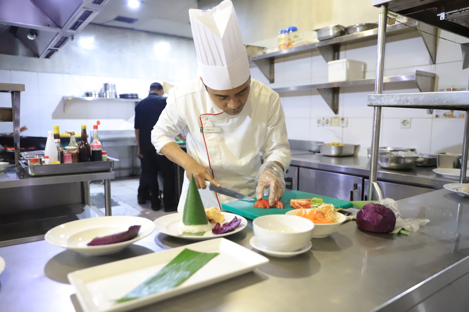 Menikmati Kuliner Khas Sulawesi di Kyriad Hotel Airport
