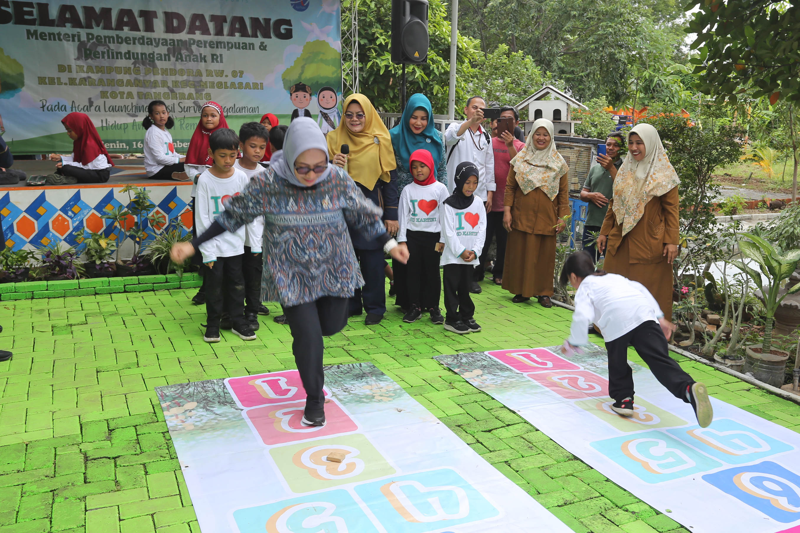 Berikan Ruang Bagi Anak, Menteri PPPA Apresiasi Kampung Tematik Kota Tangerang