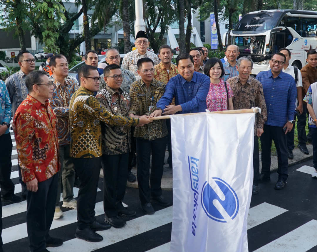 Perdana, Transjabodetabek Blok M â€“ Alam Sutera Dilepas Gubernur Banten Andra Soni