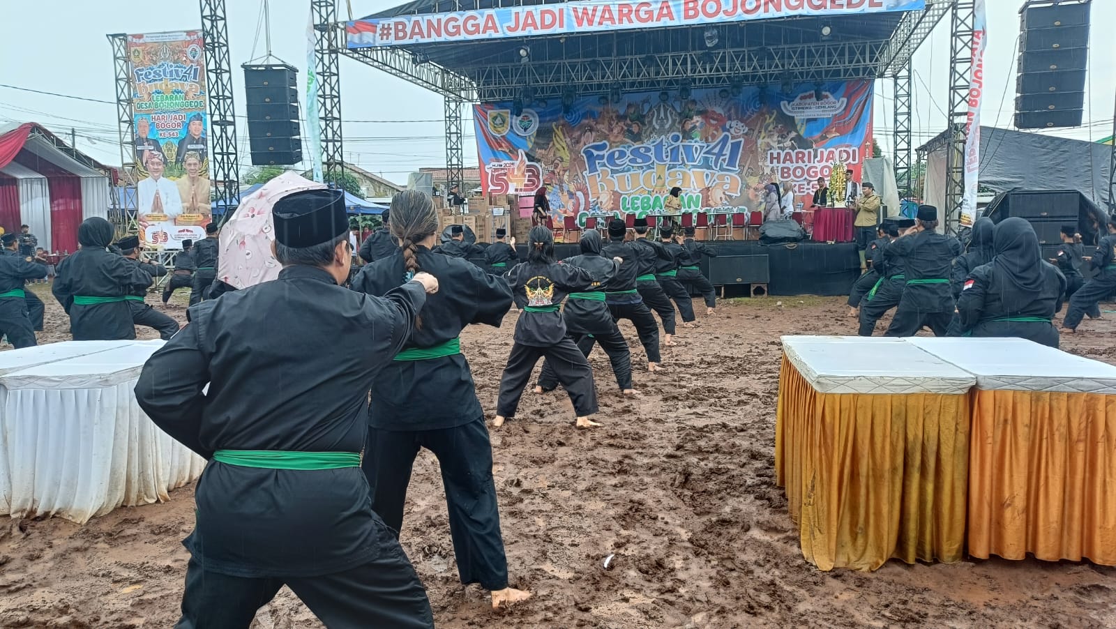 Tampil Memukau, Jurus Tapak Opat Padepokan Cakra Niskala Jadi Pembuka Lebaran Bojonggede