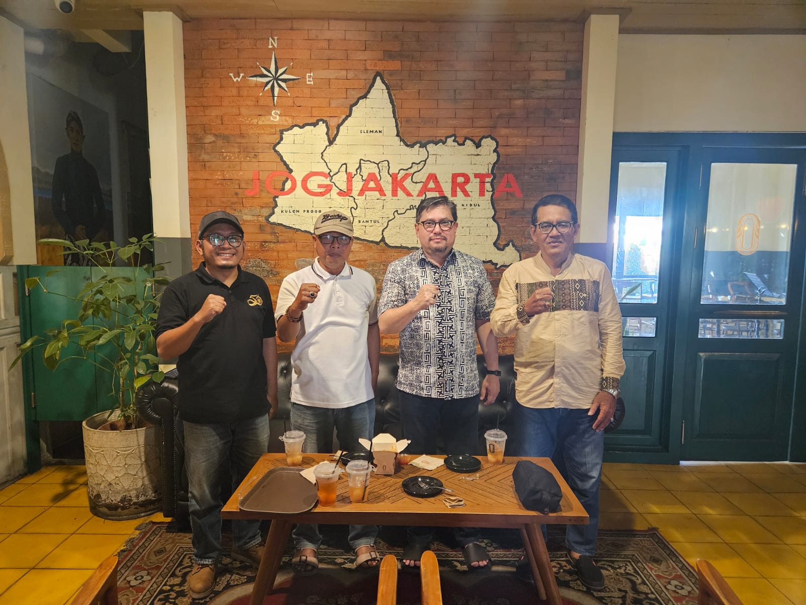 Kebersamaan IMO-Indonesia di Nol Kilometer Yogyakarta