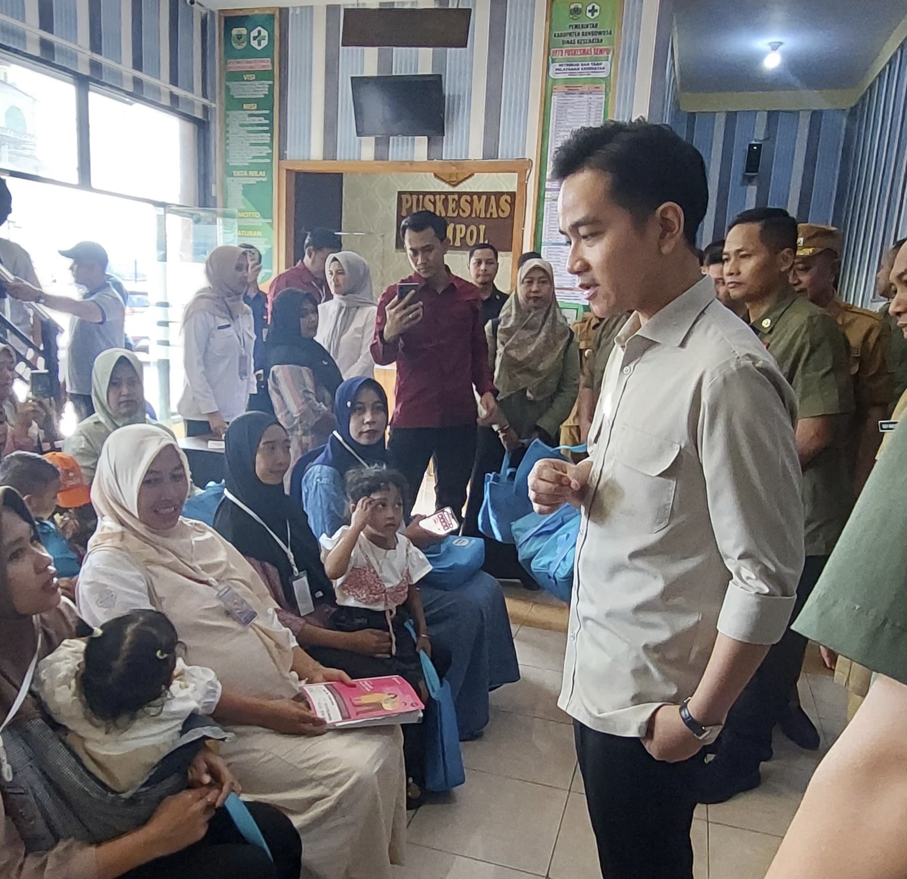 Kunjungan Kerja ke Jatim, Wapres Pastikan Layanan Kesehatan Dasar di Bondowoso Merata
