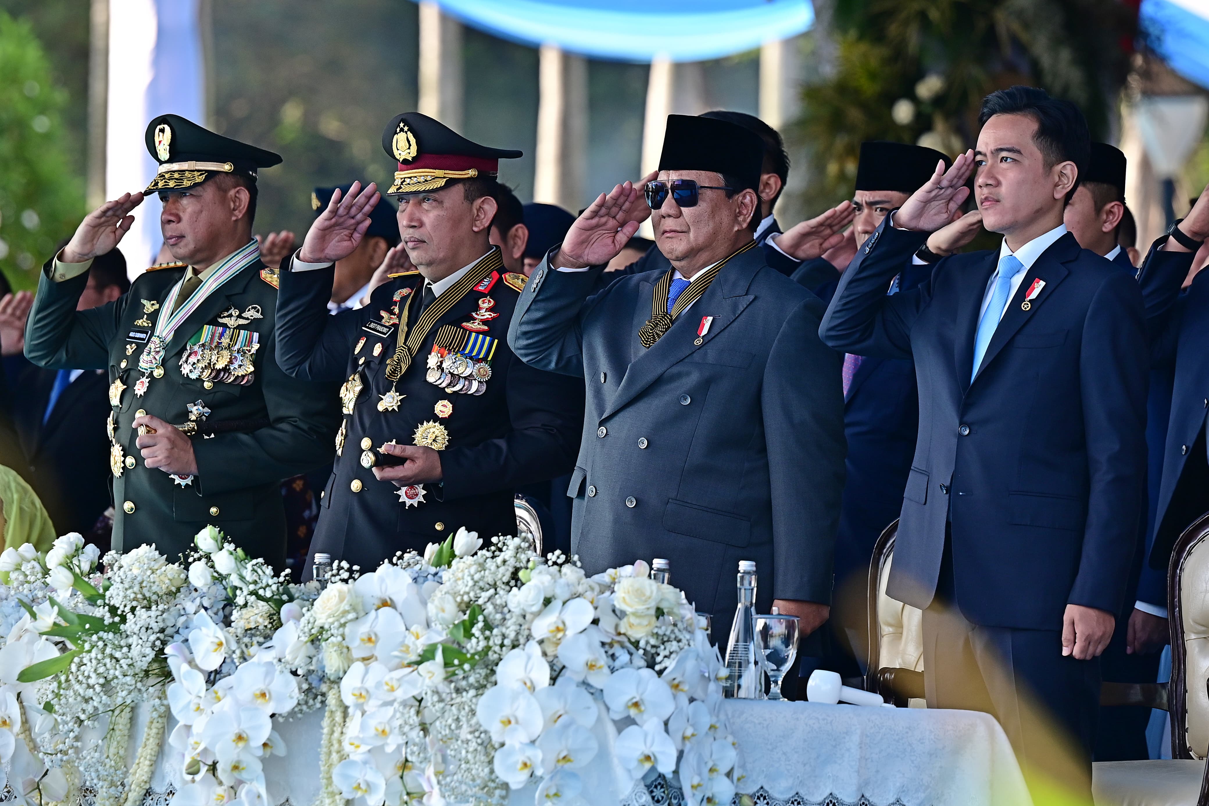 Wapres Gibran Dampingi Presiden Prabowo pada Upacara Peringatan Ke-79 Hari Bhayangkara