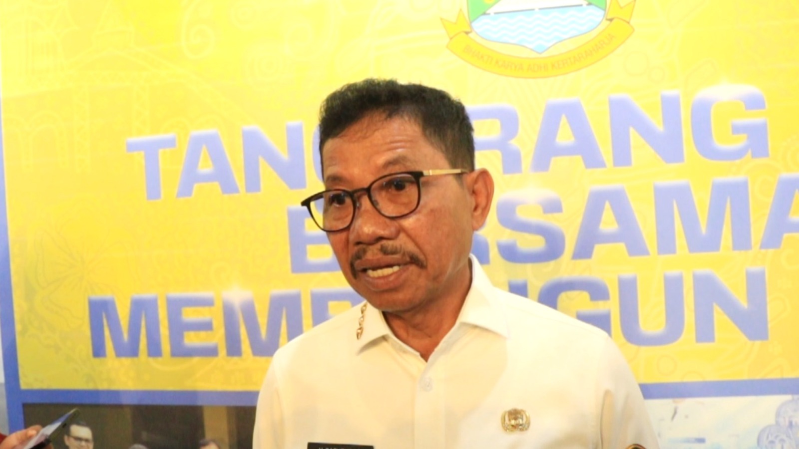 Wali Kota Sachrudin Minta Masyarakat Tidak Panik Terkait Beras Oplosan