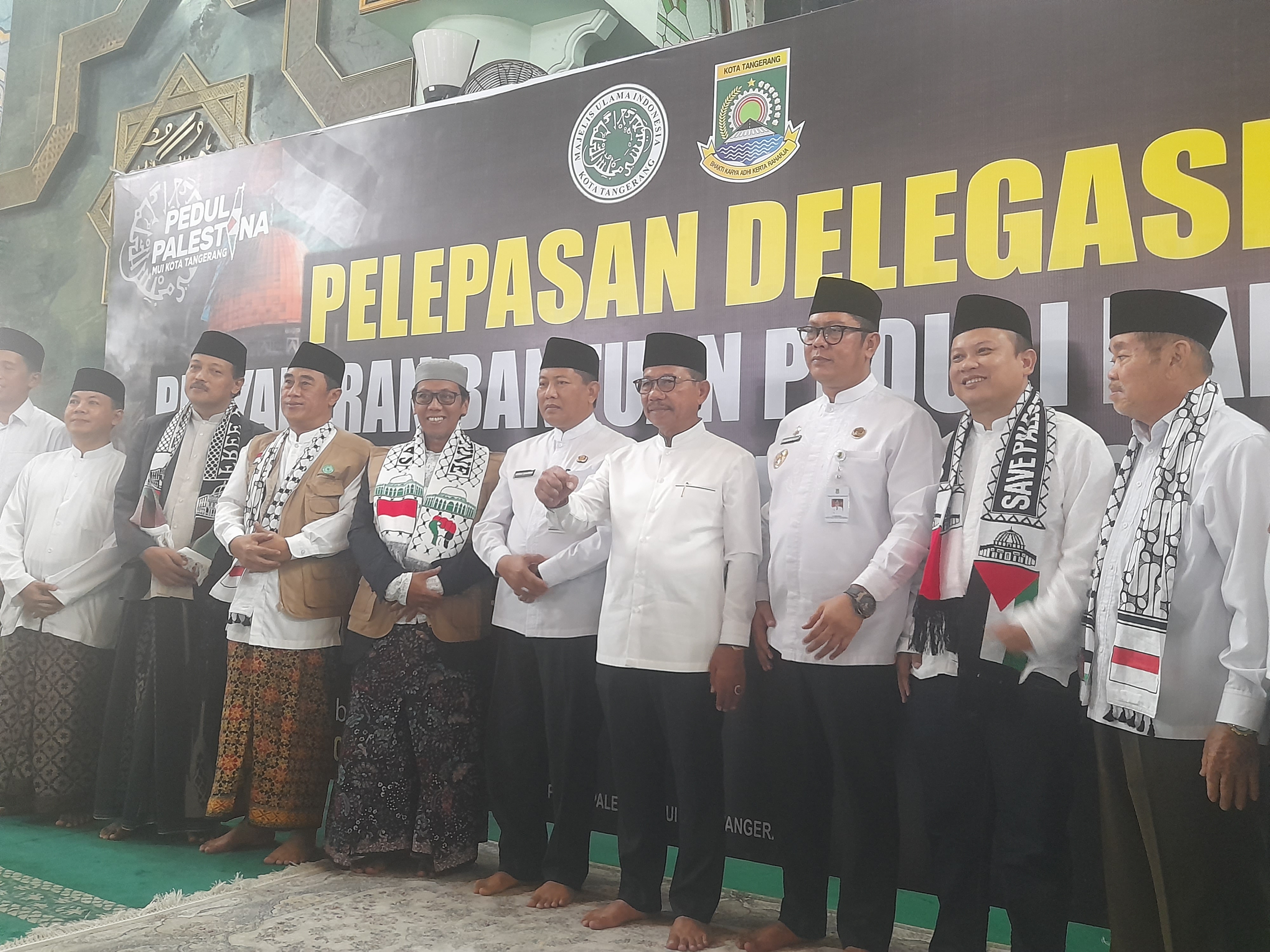 Wali Kota Tangerang Lepas Delegasi Penyaluran Bantuan Peduli Palestina 